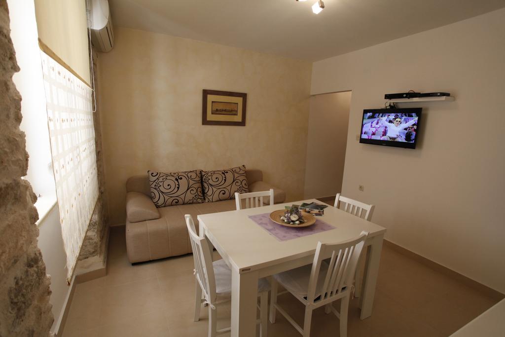 Apartment Vallamar Free Parking Zadar Buitenkant foto